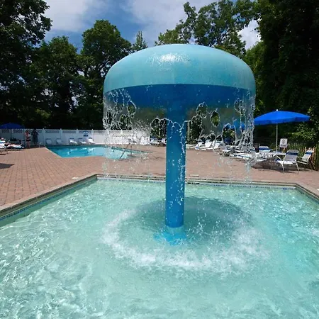 Serenity Heights, Amazing Views, Hot Tub Pool Access, 1089 Free Tickets Each Paid Day, Dollywood Gatlinburg Room photo